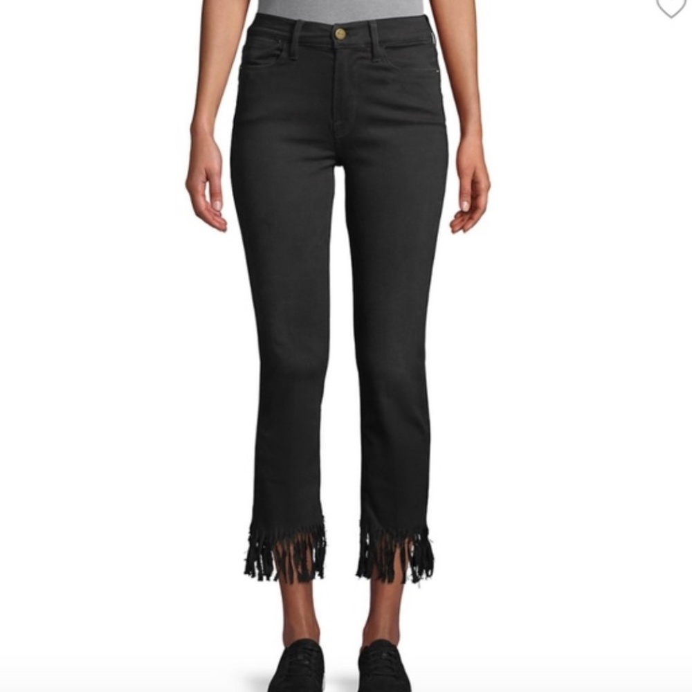 FRAME DENIM Le High Straight Shredded Raw Hem in Noir Size 29